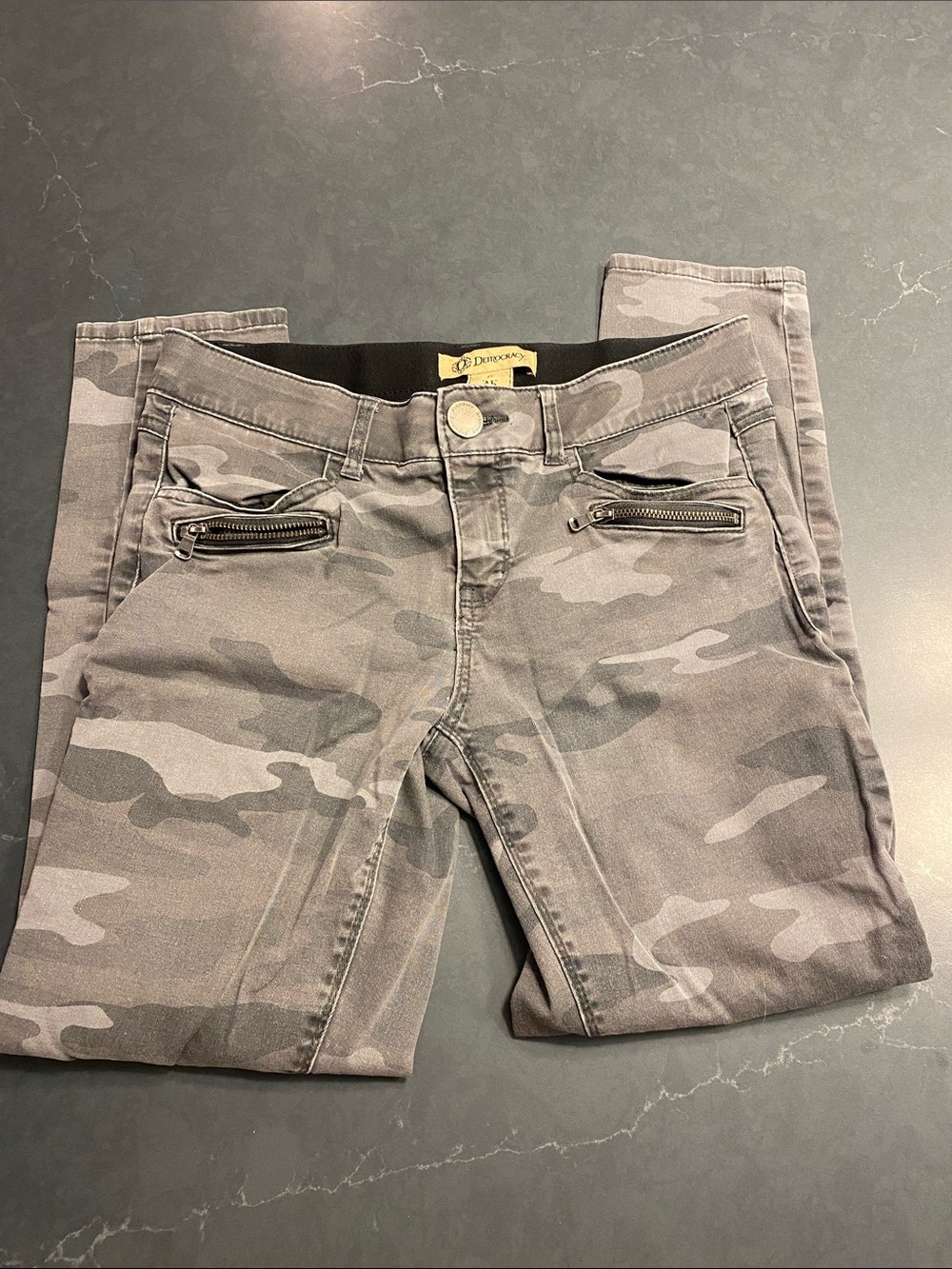 Democracy Gray Camo Slim Pants with Front Zip Pockets Size 6